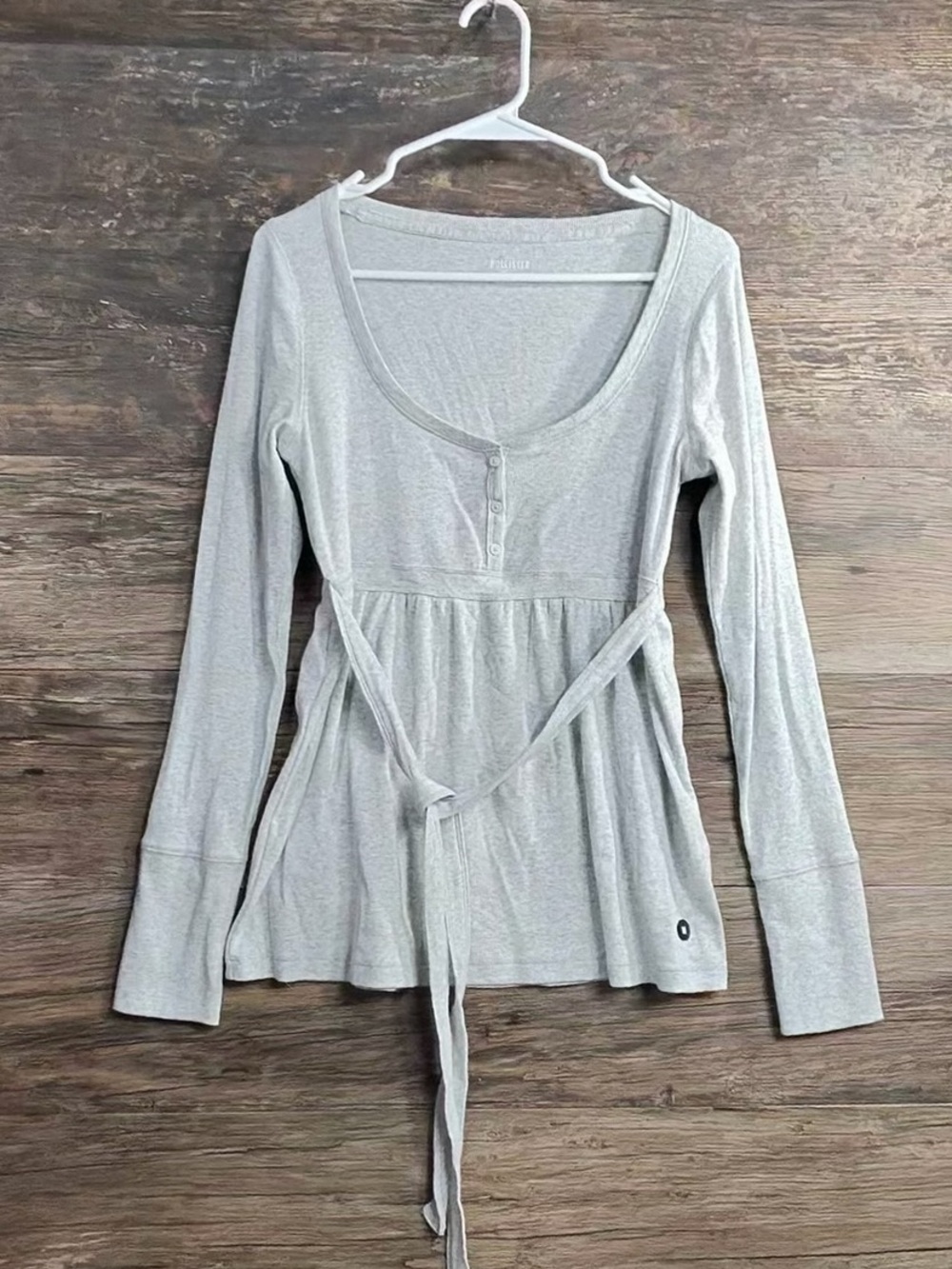 Hollister Light Gray Long-Sleeve Tie-Waist Peplum Top